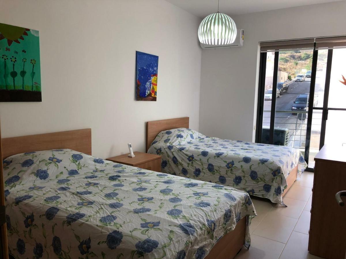 Modern Apartment With Sea View Mellieħa Εξωτερικό φωτογραφία