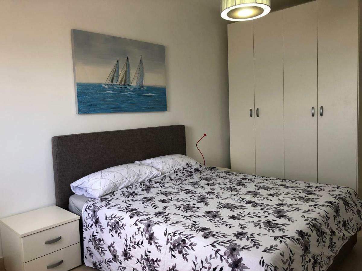 Modern Apartment With Sea View Mellieħa Εξωτερικό φωτογραφία